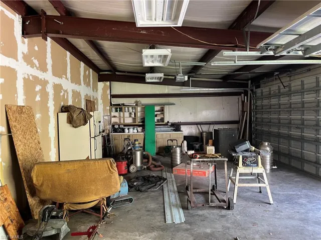 Detached Garage