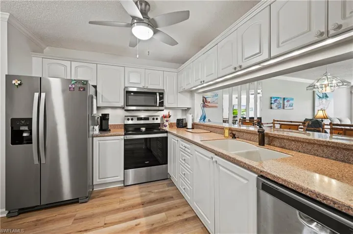 5985 Bloomfield Cir # D108, Naples Fl 34112