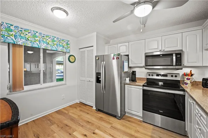5985 Bloomfield Cir # D108, Naples Fl 34112