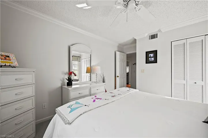 5985 Bloomfield Cir # D108, Naples Fl 34112