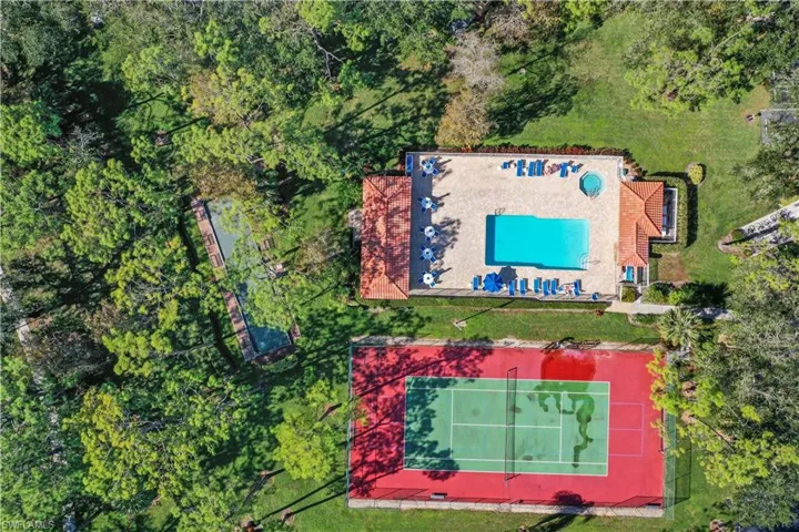 5985 Bloomfield Cir # D108, Naples Fl 34112