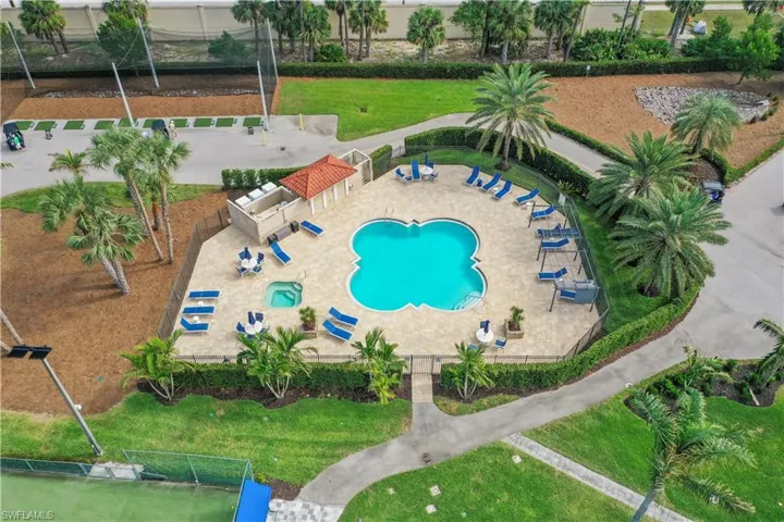 5985 Bloomfield Cir # D108, Naples Fl 34112
