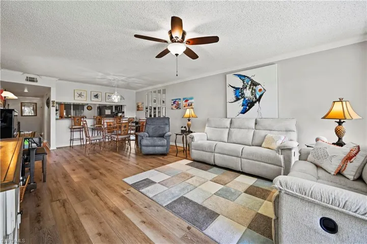 5985 Bloomfield Cir # D108, Naples Fl 34112