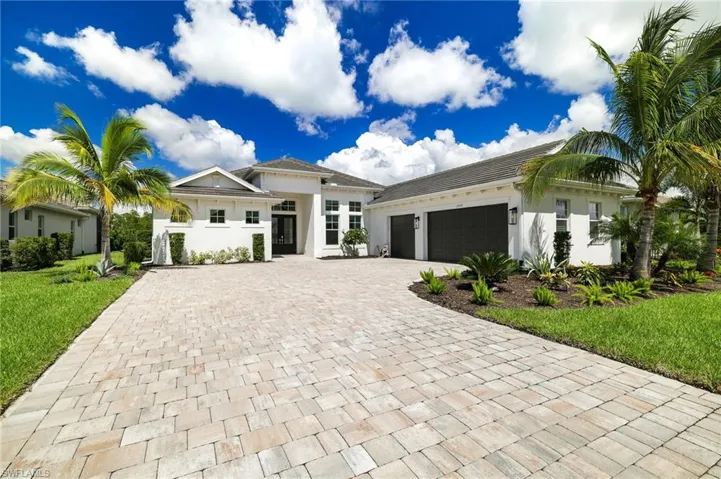 17279 Blue Sapphire Dr, Fort Myers, Florida 33913