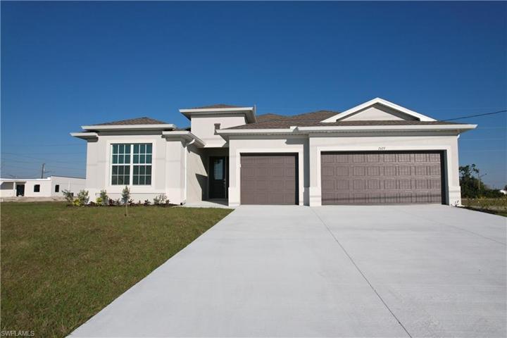 Exterior Photo Daylight