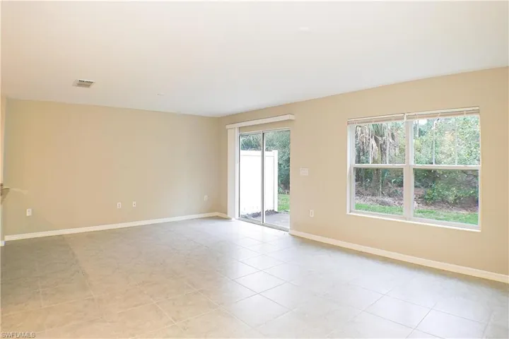 6340 Brant Bay Blvd 104, North Fort Myers, Florida 33917