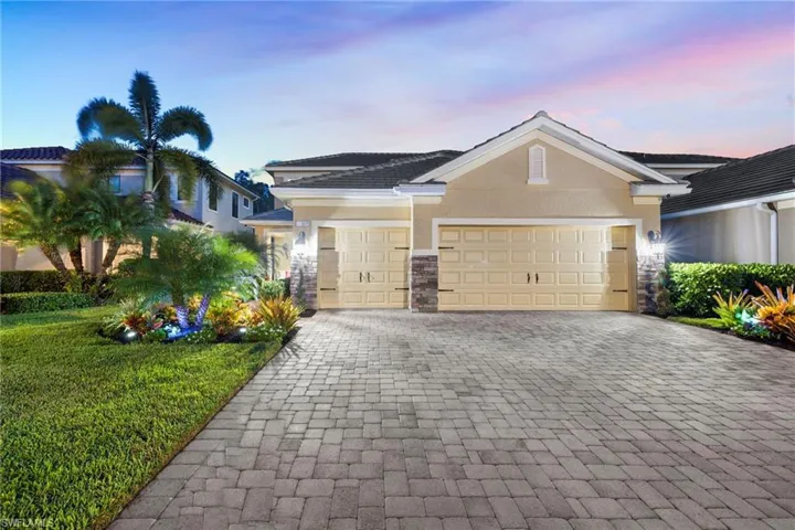 3675 Canopy Cir, Naples, Florida 34120