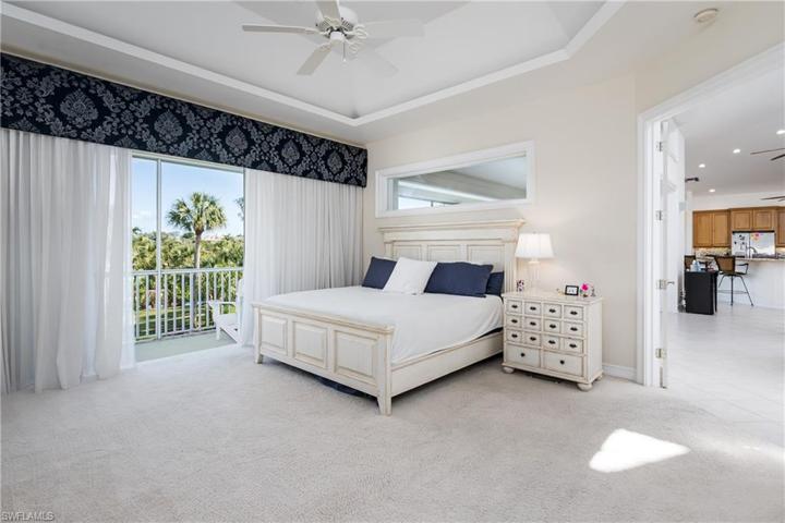 715 Hideaway CIR W, MARCO ISLAND FL 34145