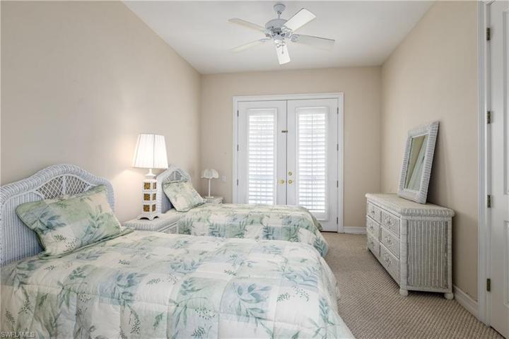 715 Hideaway CIR W, MARCO ISLAND FL 34145