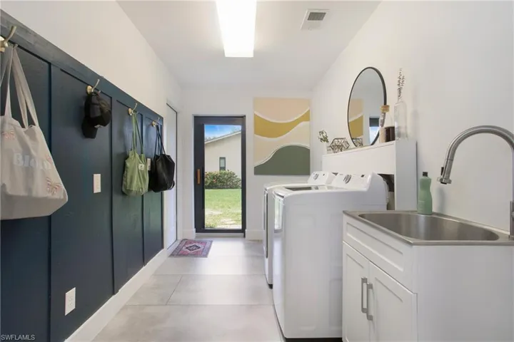 161  Forestwood  DR, Naples, FL 34110