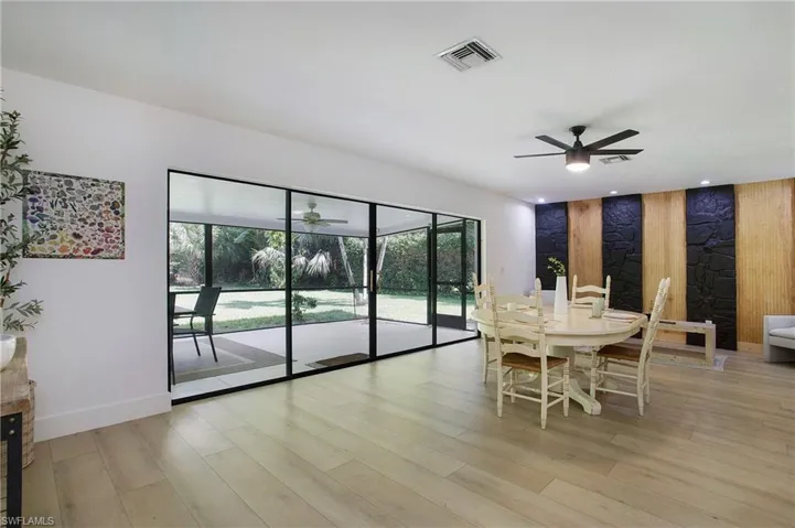 161  Forestwood  DR, Naples, FL 34110