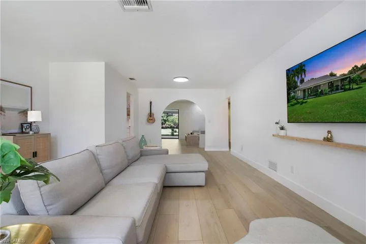 161  Forestwood  DR, Naples, FL 34110