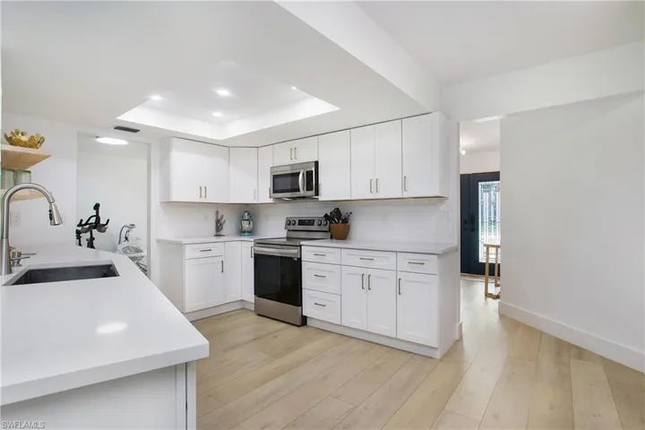 161  Forestwood  DR, Naples, FL 34110