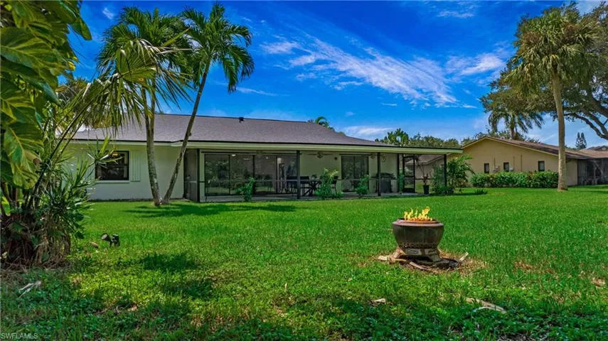 161  Forestwood  DR, Naples, FL 34110