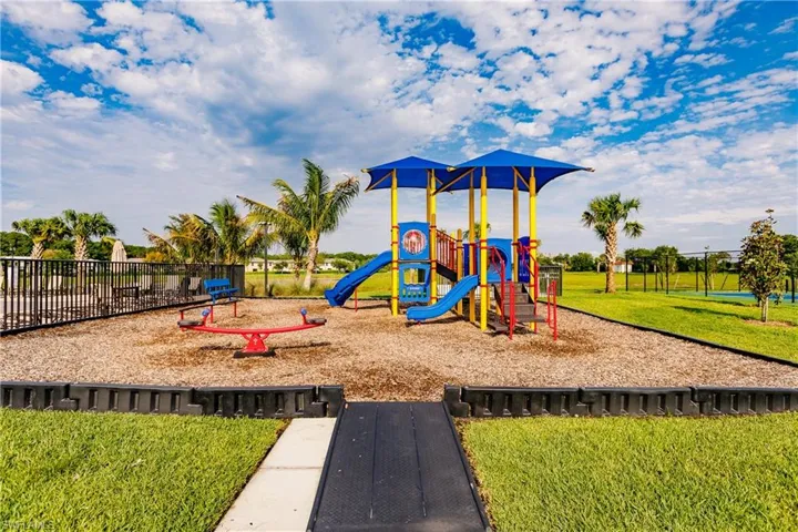 14556  Adina  LN, Fort Myers, FL 33905