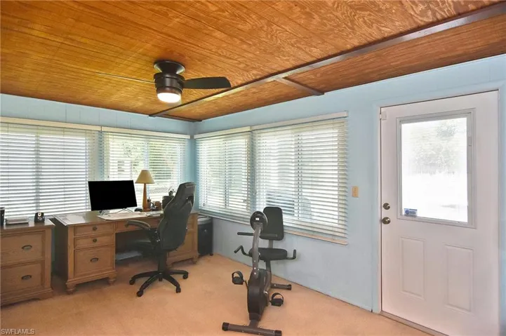 1319 SE 33rd  TER, Cape Coral, FL 33904
