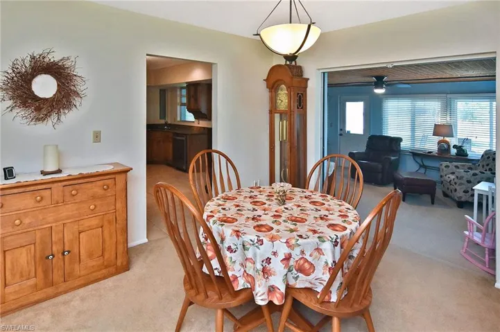 1319 SE 33rd  TER, Cape Coral, FL 33904