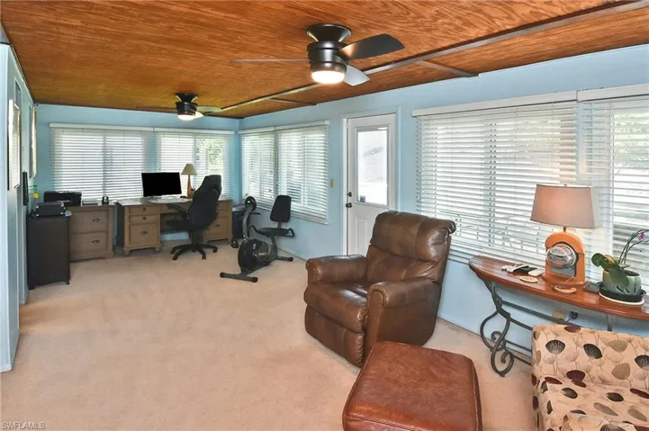 1319 SE 33rd  TER, Cape Coral, FL 33904