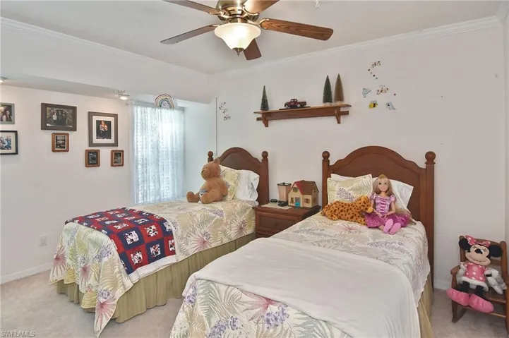 1319 SE 33rd  TER, Cape Coral, FL 33904