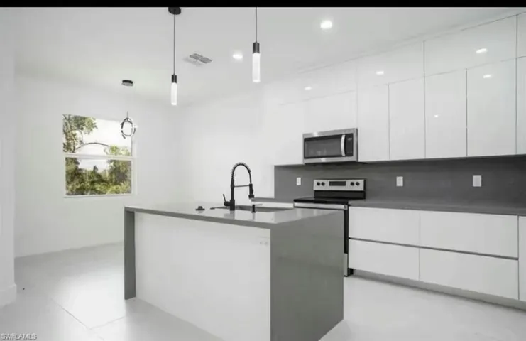 753 Newell St E, Lehigh Acres, Florida 33974