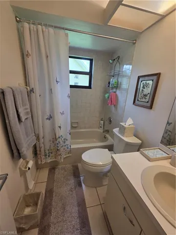 10931 Helm Ct, Naples, Florida 34109