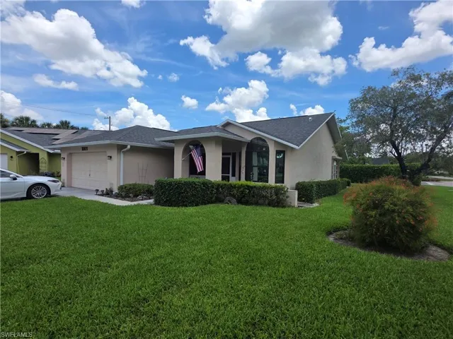 10931 Helm Ct, Naples, Florida 34109