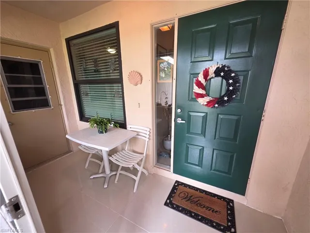 10931 Helm Ct, Naples, Florida 34109