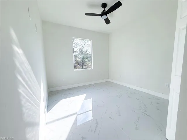 1045  Halby S AVE, Lehigh Acres, FL 33974