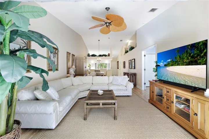 1650  Windy Pines  DR, Naples, FL 34112