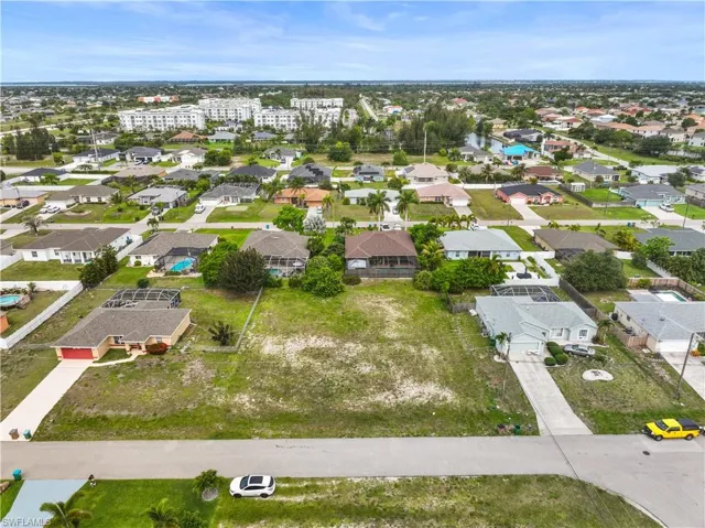 2236 Sw 19th Ave, Cape Coral, Florida 33991