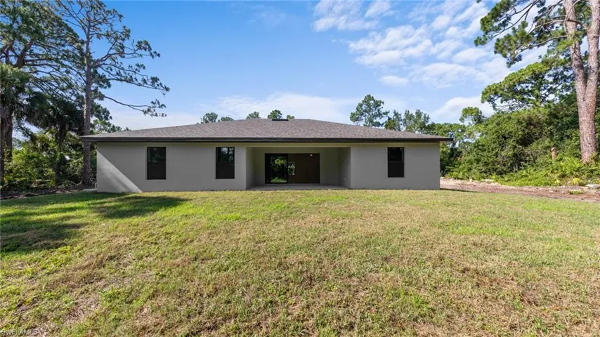 1051 Sentinela Blvd, Lehigh Acres, Florida 33974