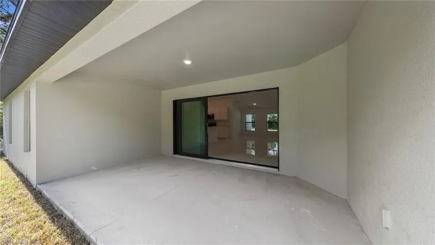1051 Sentinela Blvd, Lehigh Acres, Florida 33974