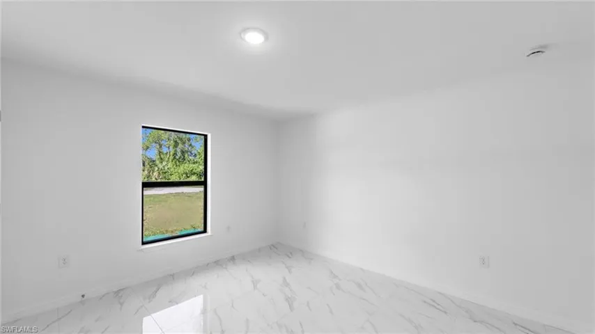 1051 Sentinela Blvd, Lehigh Acres, Florida 33974