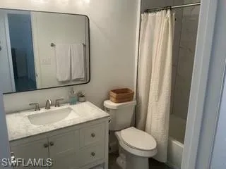 5665  Trailwinds  DR, Fort Myers, FL 33907