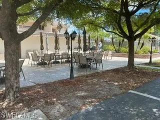 5665  Trailwinds  DR, Fort Myers, FL 33907