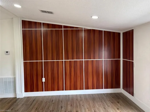 555 Palomino St, Montura Ranches, Florida 33440