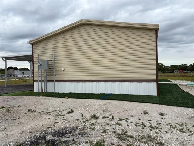 555 Palomino St, Montura Ranches, Florida 33440