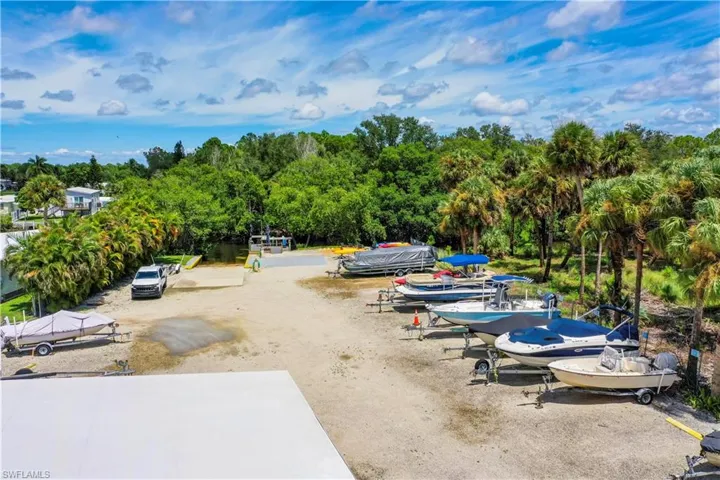 Boat Storage/Boat Ramp