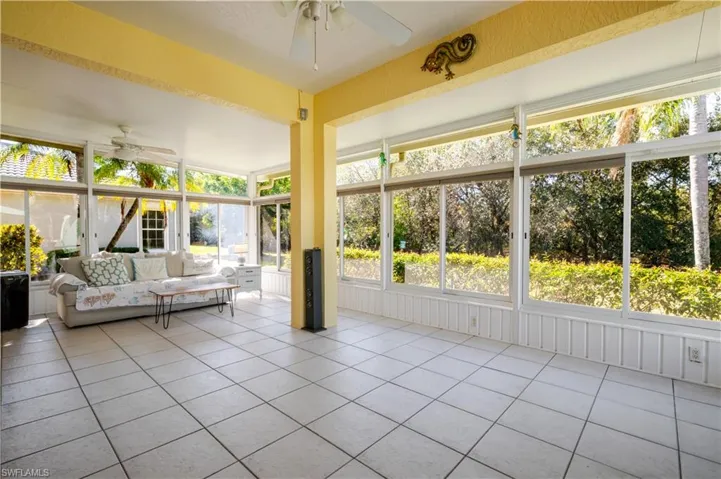 2040 Embarcadero Way, North Fort Myers, Florida 33917