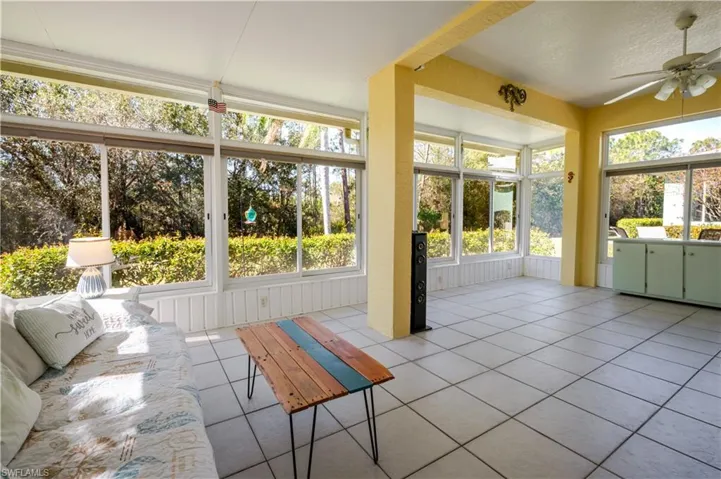 2040 Embarcadero Way, North Fort Myers, Florida 33917