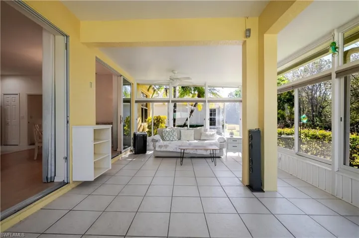 2040 Embarcadero Way, North Fort Myers, Florida 33917