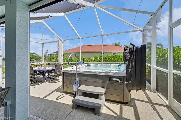 3156 Apple Blossom Dr, Alva, Florida 33920