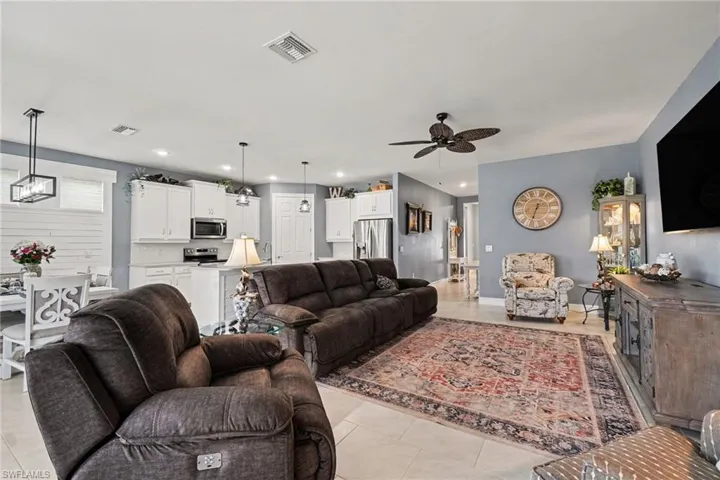 3156 Apple Blossom Dr, Alva, Florida 33920