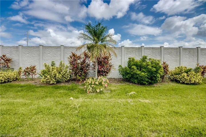 Large Back Yard.