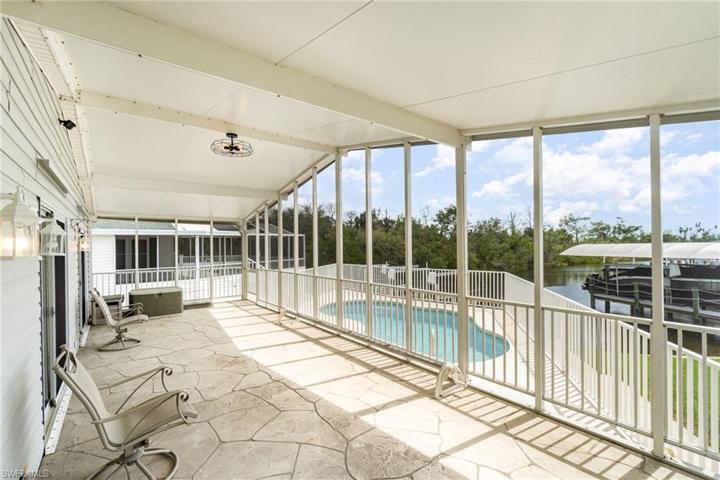 Huge screen lanai and pool-ready for entertaining