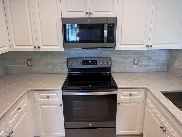 Electric stove and oven combo with microwave