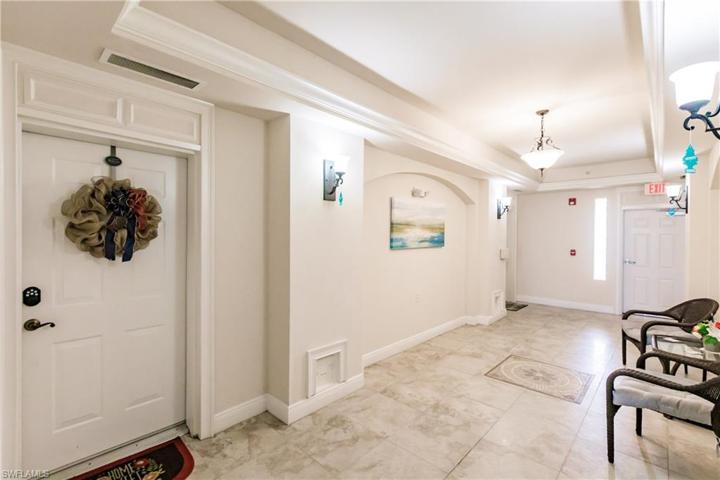 3rd floor lobby
