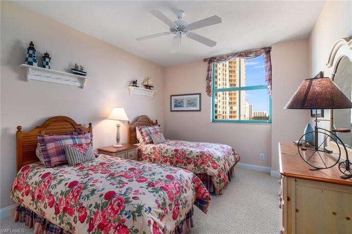 980 Cape Marco DR # 808, MARCO ISLAND FL 34145