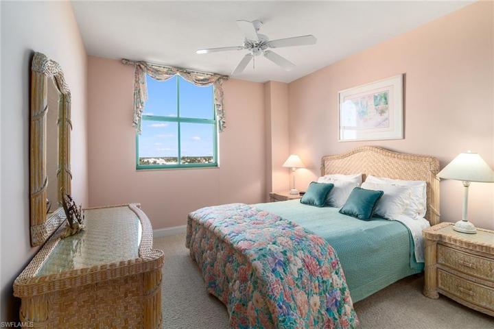 980 Cape Marco DR # 808, MARCO ISLAND FL 34145
