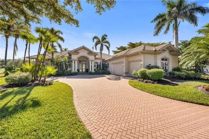 Welcome to Majestic Isle in Grey Oaks Country Club
